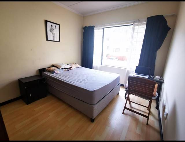 2 BEDROOM APARTMENT FOR SALE IN SUNNINGHILL